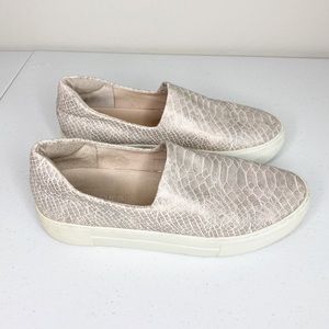 J Slides Ariana Snake Print Slip On Leather Sneaker Pink Size 8